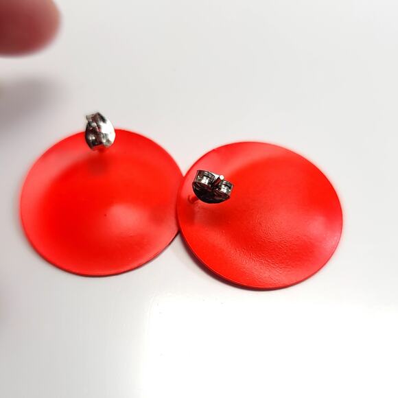 Vintage Red Metal Matte Disc Earrings, Bold Simple Design, Statement Jewelry - Picture 8 of 10